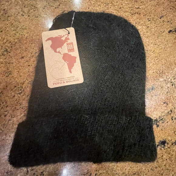 NEW! Andes Gifts Forest Green Hat, Beanie, Cap One Size NWT - Picture 3 of 6